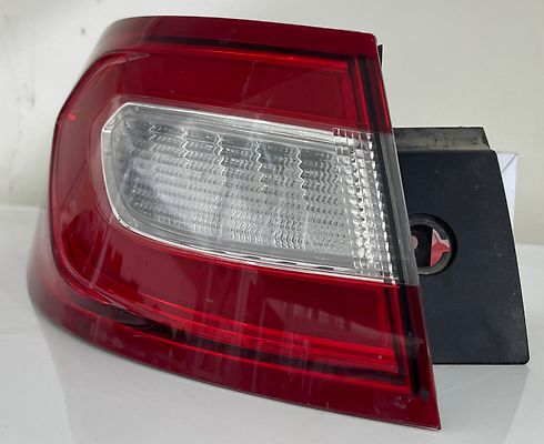 Tail Light (LH) - 2017 Lincoln MKX Reserve