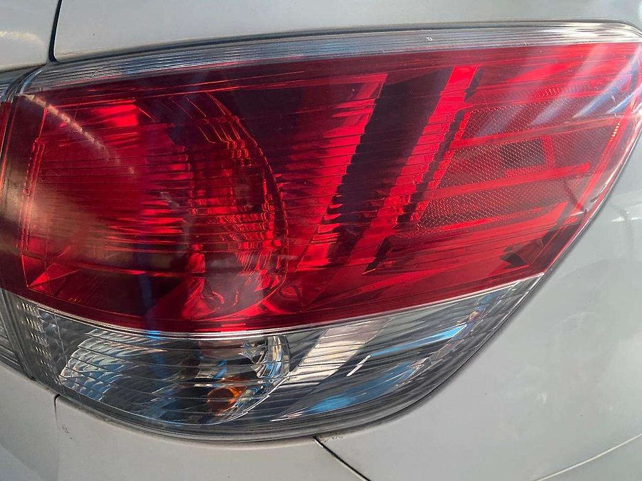 Tail Light (RH) - 2013 Nissan Pathfinder