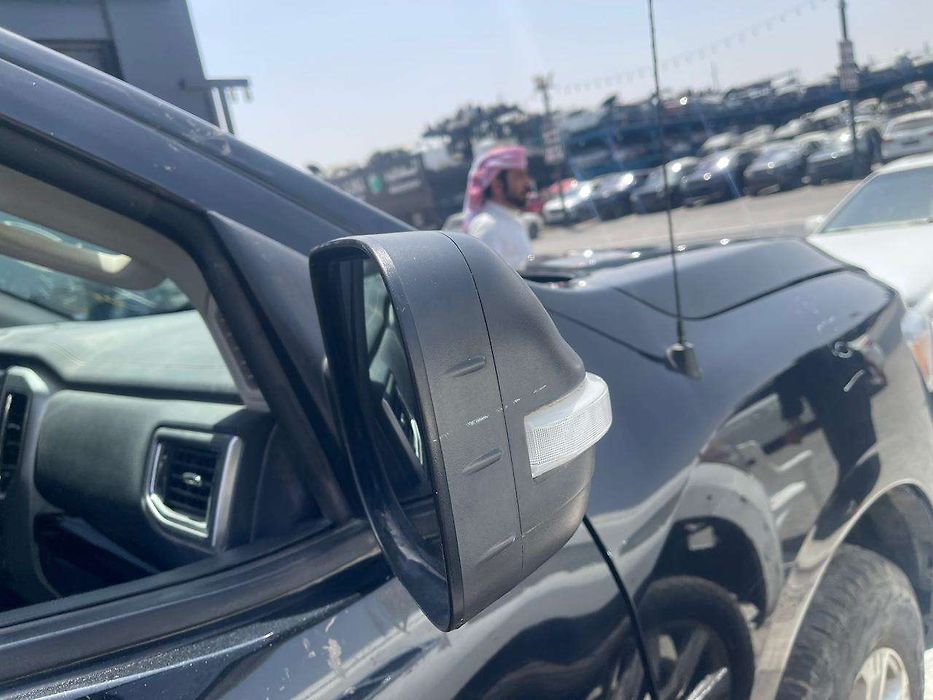 Side Mirror (RH) - 2018 Nissan Titan