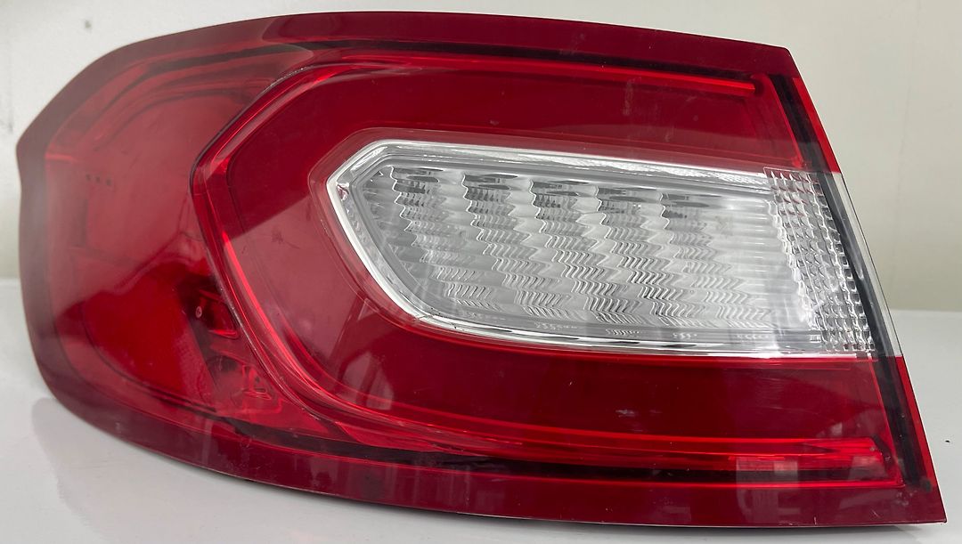 Tail Light (LH) - 2017 Lincoln MKX Reserve