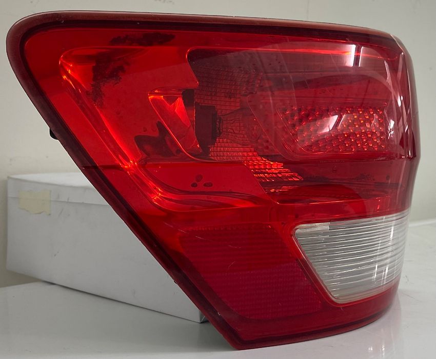 Tail Light (LH) - 2014 Jeep Grand Cherokee Overland