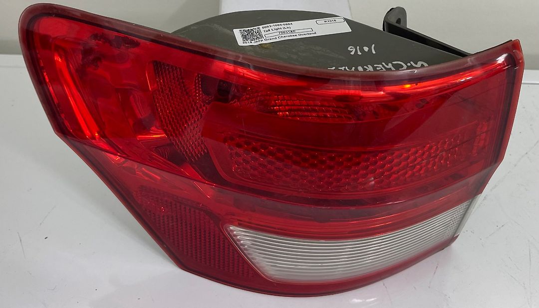 Tail Light (LH) - 2014 Jeep Grand Cherokee Overland