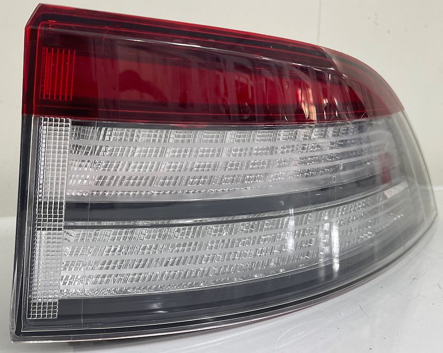 Tail Light (RH) - 2020 Lincoln Aviator Reserve