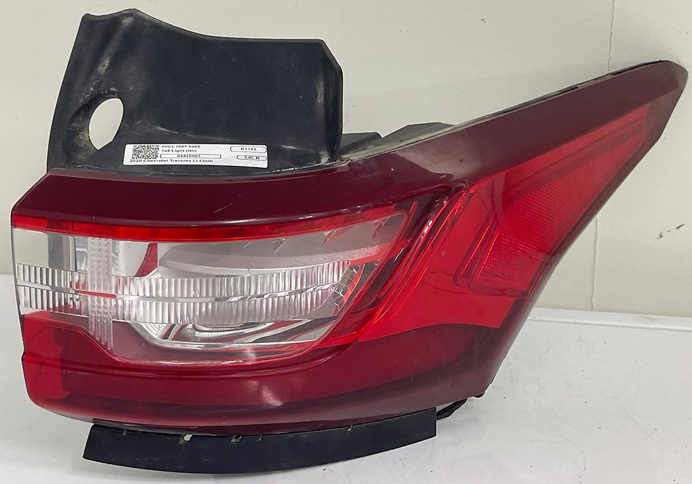 Tail Light (RH) - 2020 Chevrolet Traverse LT Cloth