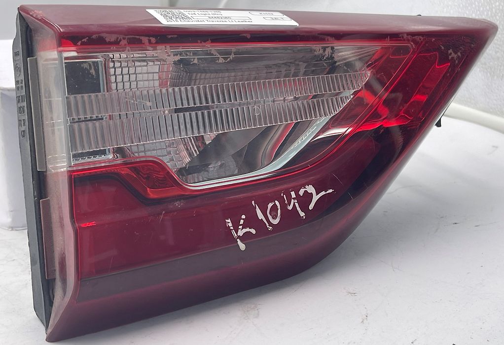 Tail Light (RH) - 2018 Chevrolet Traverse LT Leather