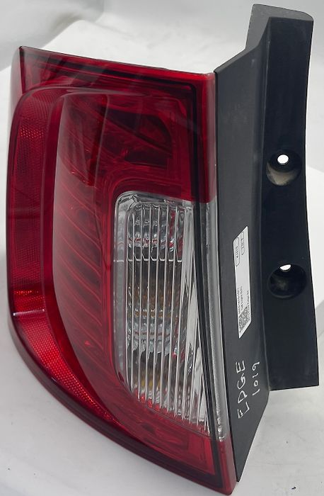 Tail Light (LH) - 2013 Ford Edge SE