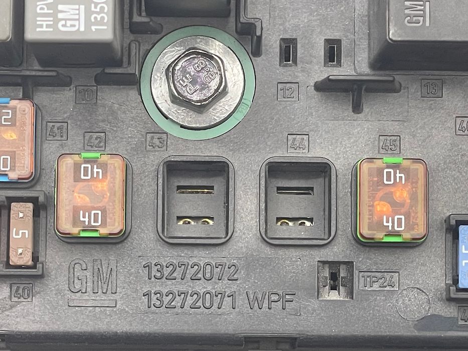 Fuse box - 2019 Chevrolet Impala Premier (2LZ)