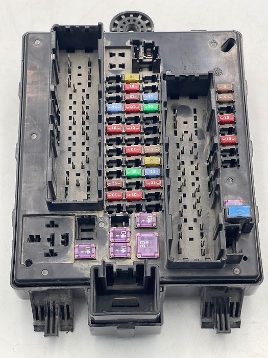 Fuse box - 2018 Chevrolet Traverse LT Leather