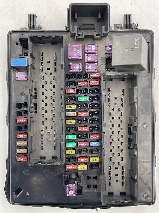 Fuse box - 2020 Cadillac XT6 Platinum Luxury/Premium Luxury FWD