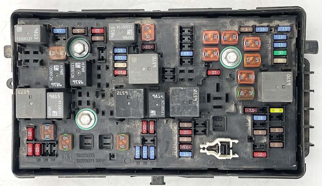 Fuse box - 2019 Cadillac XTS Luxury FWD