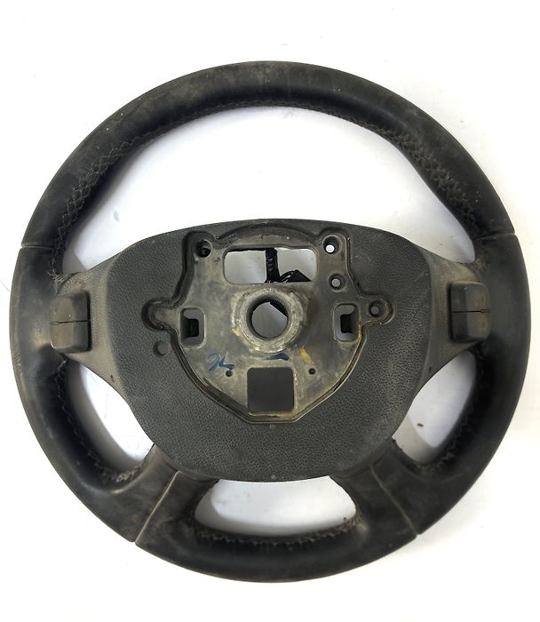 Steering wheel - 2016 Chevrolet Impala LT (2LT)