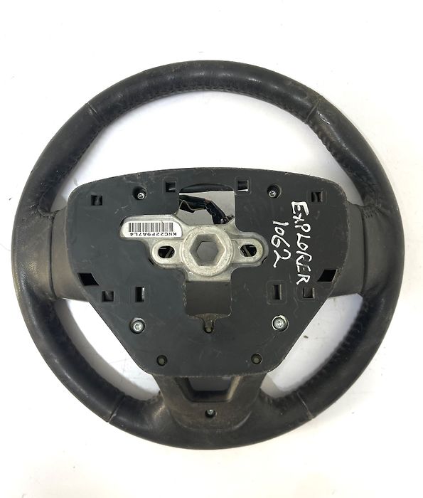 Steering wheel - 2013 Ford Explorer XLT