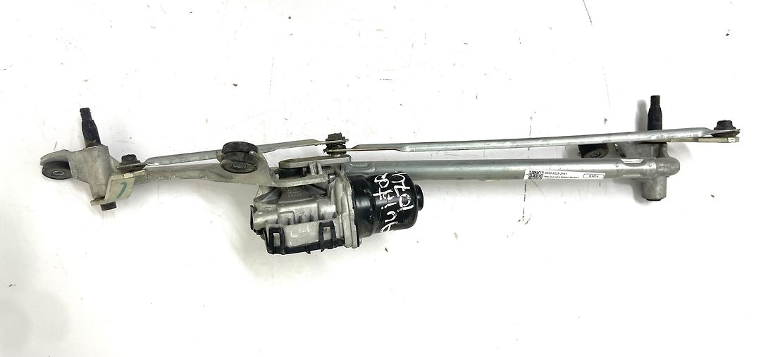 Windshield wiper motor) - 2022 Lincoln Aviator Reserve