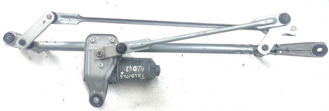 Windshield wiper motor) - 2021 Chevrolet Trailblazer RS AWD