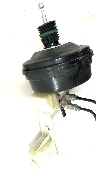 Brake booster - 2020 Chevrolet Traverse LT Cloth