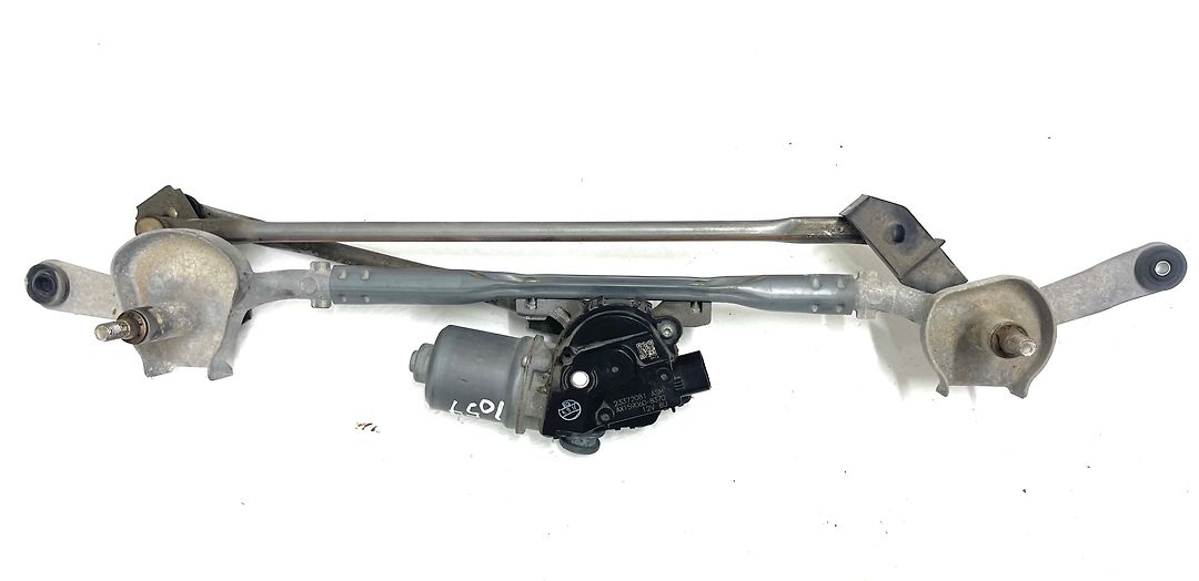 Windshield wiper motor) - 2018 Cadillac XT5 Premium Luxury