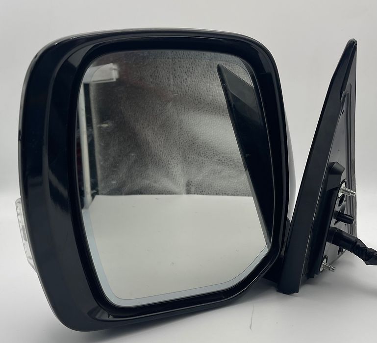 Side Mirror (LH) - 2014 Infiniti QX80 SUV