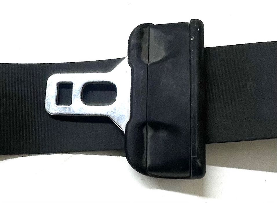 Seat belt rear - 2022 Ford Mustang I4 Coupe