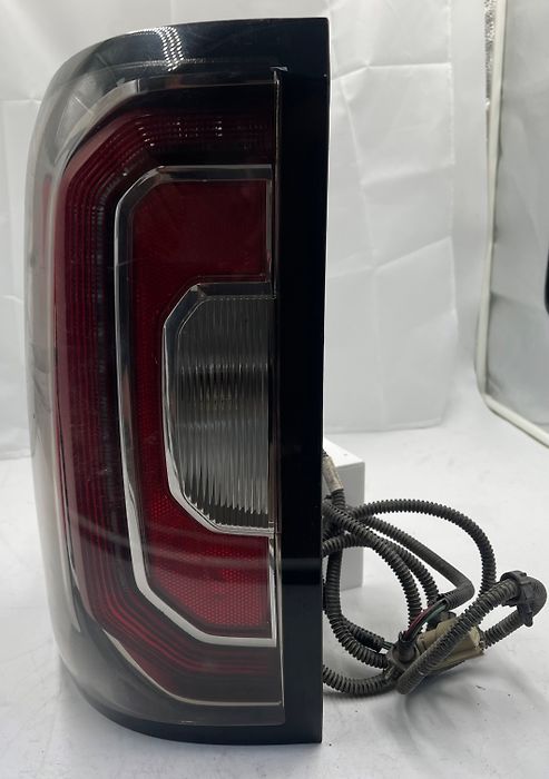 Tail Light (LH) - 2015 GMC Sierra