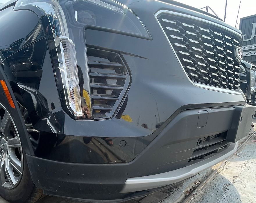 FRONT BUMPER COMPLETE  - 2019 Cadillac XT4 Premium Luxury