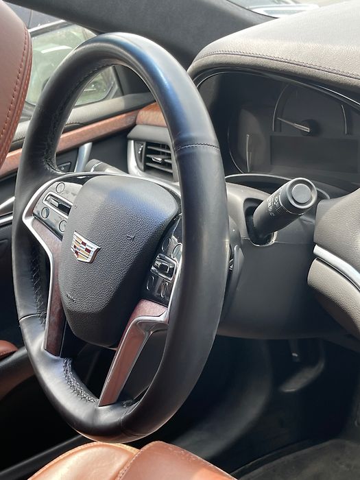 Steering wheel - 2019 Cadillac XTS