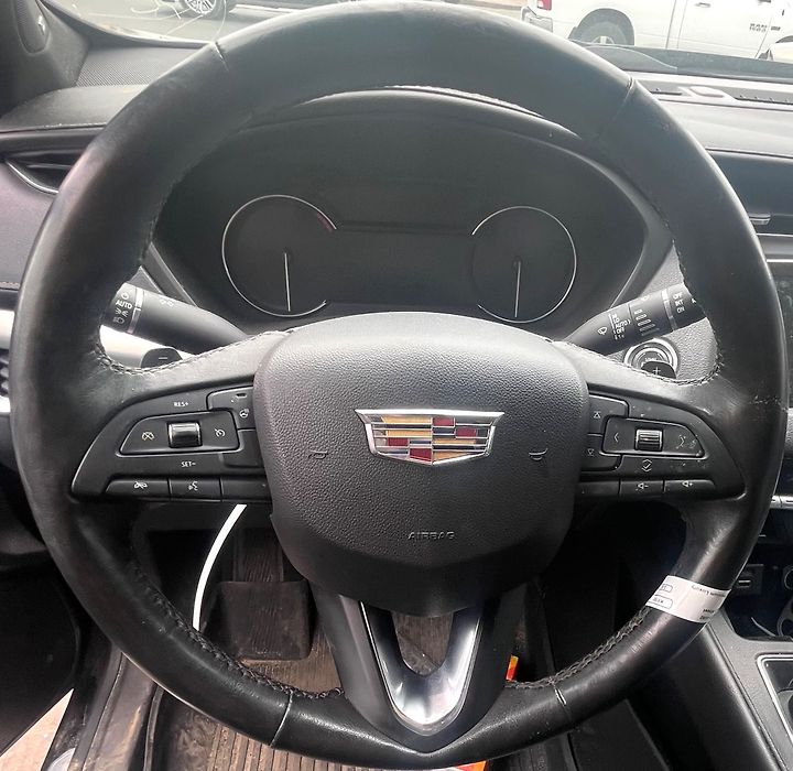 Steering wheel - 2019 Cadillac XT4 Premium Luxury