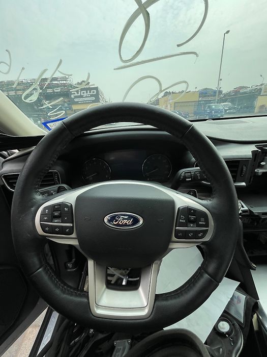 Steering wheel - 2020 Ford Explorer Limited