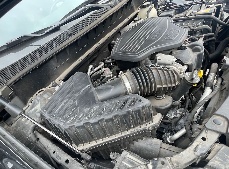 Air cleaner box - 2020 Cadillac XT6 Premium Luxury