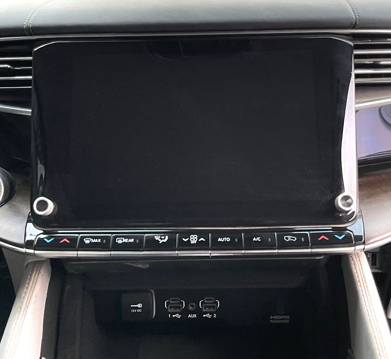 Info-gps-tv screen - 2022 Jeep Grand Wagoneer Series I