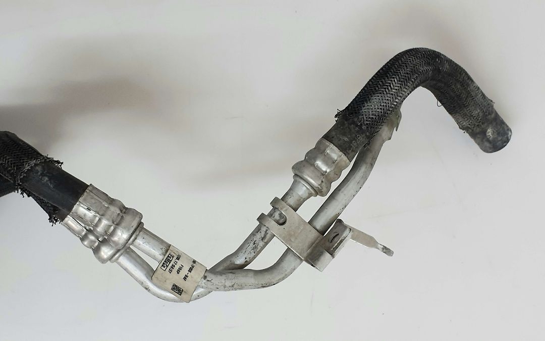 Automatic transmission oil cooler - 2020 Lincoln Aviator Reserve