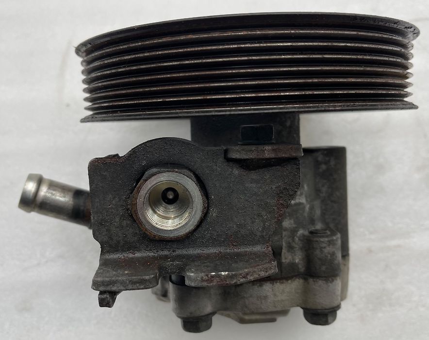 Power steering pump - 2011 Infiniti QX56