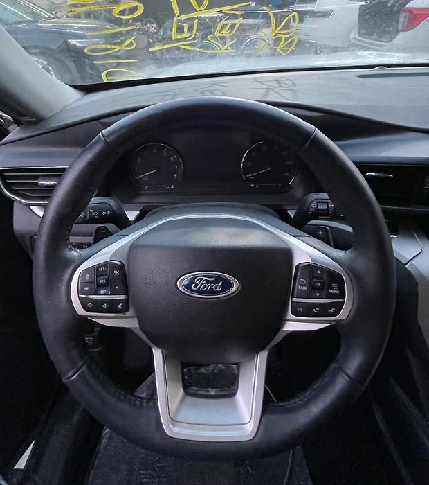 Steering Wheel - 2020 Ford Explorer XLT