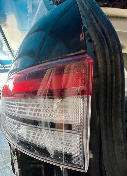 Tail Light (LH) - 2022 Lincoln Aviator Reserve