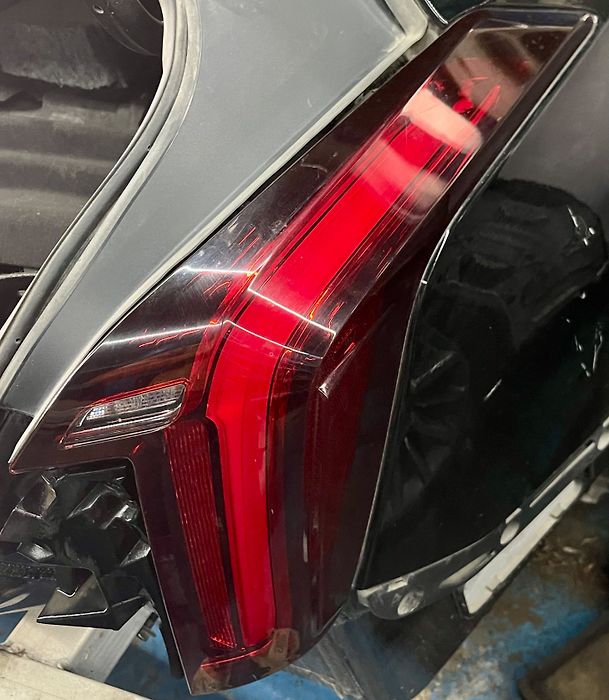 Tail Light (RH) - 2021 Cadillac CT4 Luxury