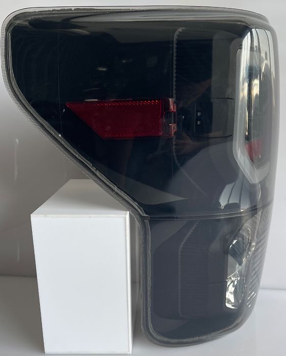 Tail Light (LH) - 2010 Toyota Tundra SR5