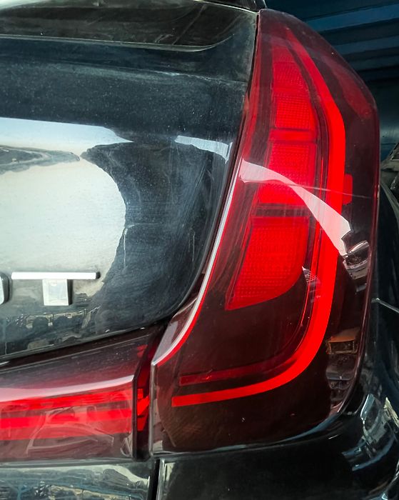 Tail Light (RH) - 2019 Cadillac XT4 Premium Luxury FWD