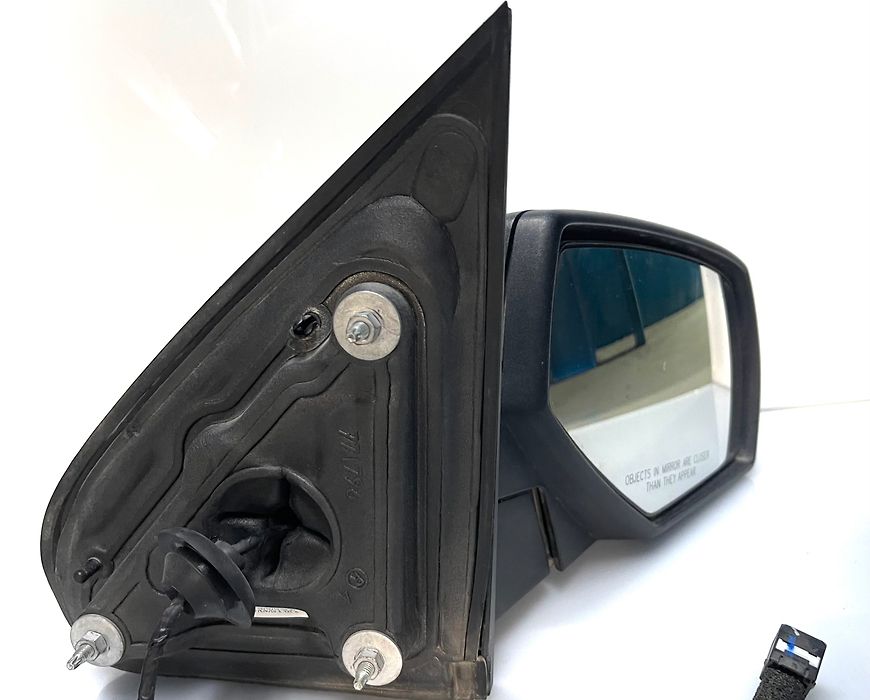 Side Mirror (RH) - 2014 Chevrolet SILVERADO