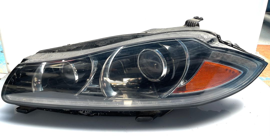 Headlight (LH) - 2013 Jaguar XF