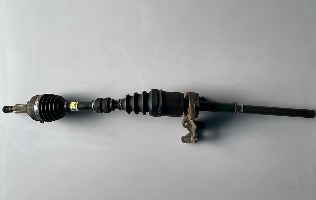 Axle (RH) - 2013 Nissan Pathfinder