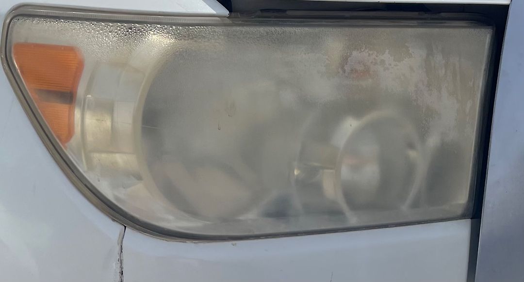 Headlight (RH) - 2011 Toyota Sequoia