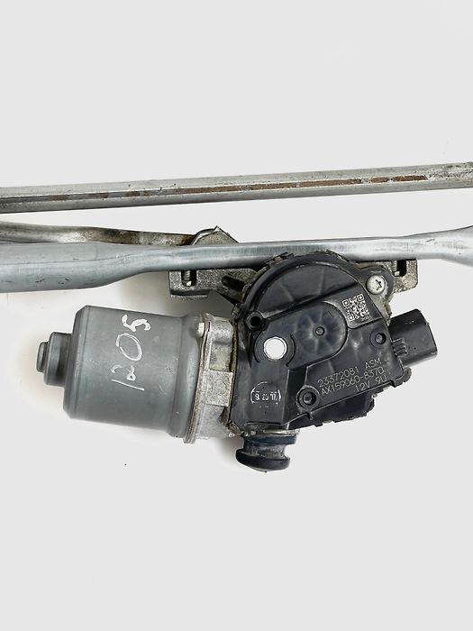 Windshield wiper motor) - 2017 Cadillac XT5