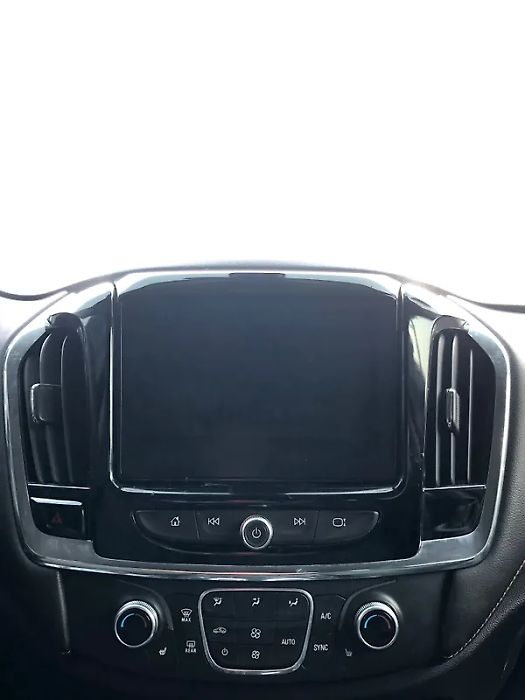 Info-gps-tv screen - 2018 Chevrolet Traverse 3.6