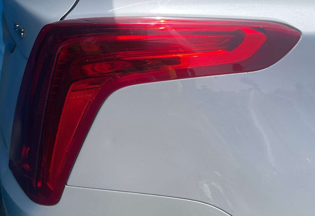 Tail Light (RH) - 2019 Cadillac XT5