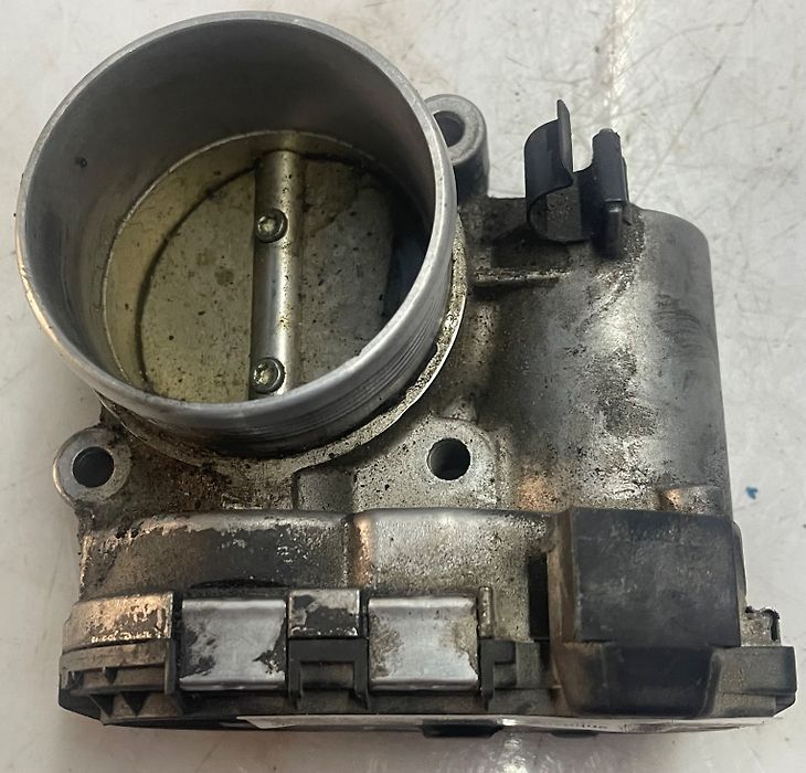 Throttle body - 2012 Land Rover RANGE ROVER EVOQUE