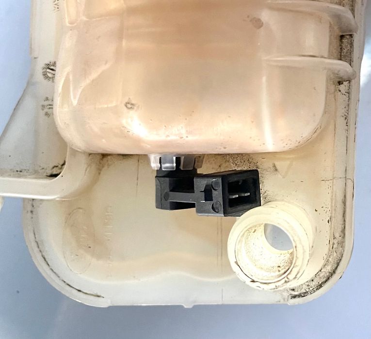 Coolant Water tank - 2014 Land Rover RANGE ROVER SPORT