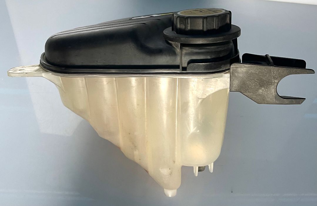 Coolant Water tank - 2013 Jaguar XJ