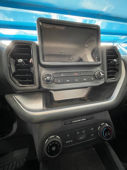 Info-gps-tv screen - 2021 Ford Bronco Sport BASE