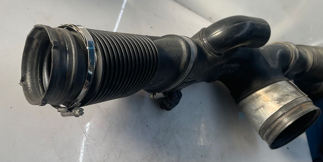 Air Inlet Duct Pipe - 2015 Jaguar XF