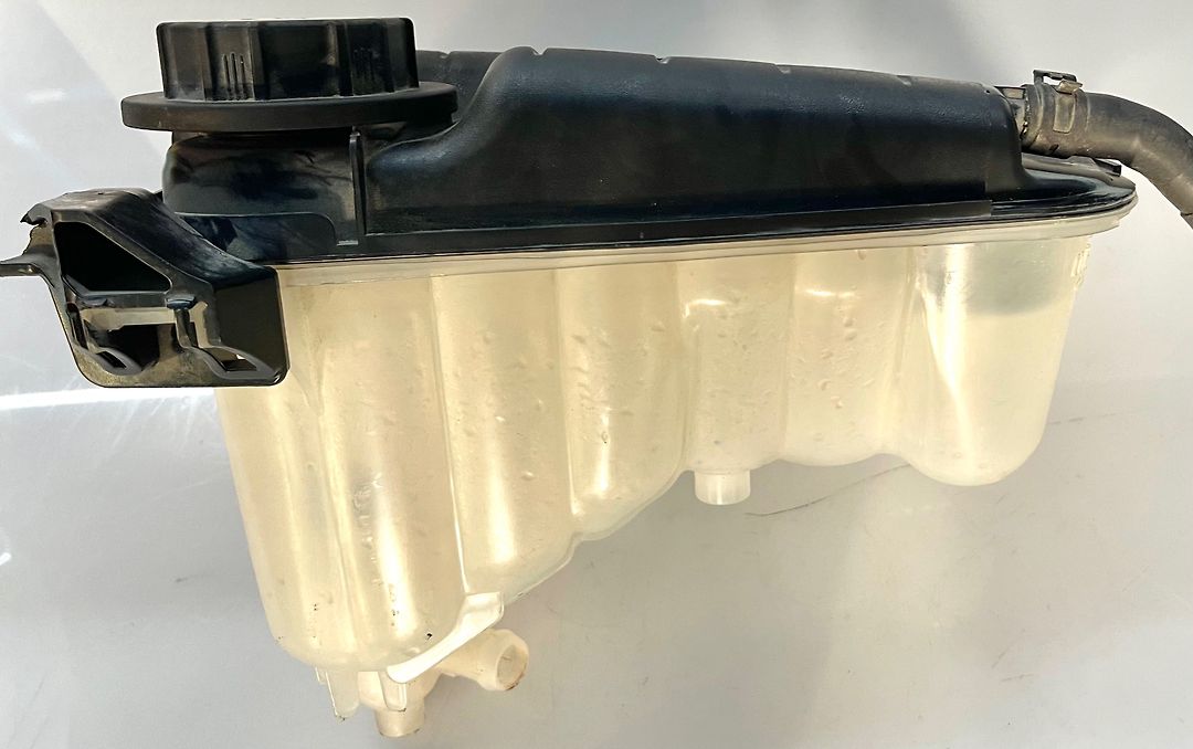 Coolant Water tank - 2013 Jaguar XF