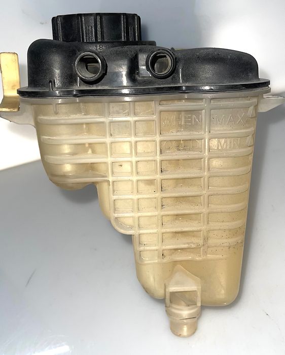 Coolant Water tank - 2018 Jaguar F-Pace